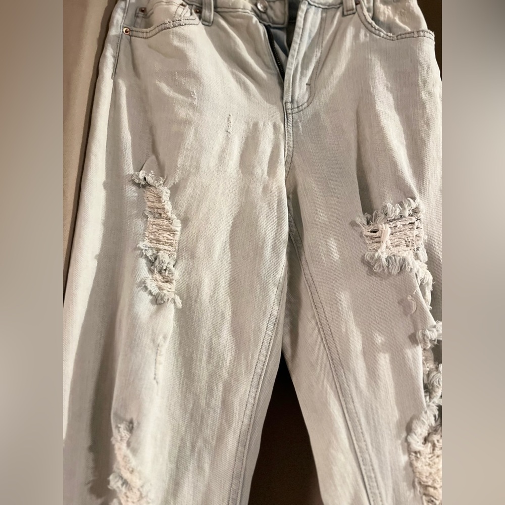 Highest Rise Light Wash Ripped Mom Jeans - Picture 2 of 3